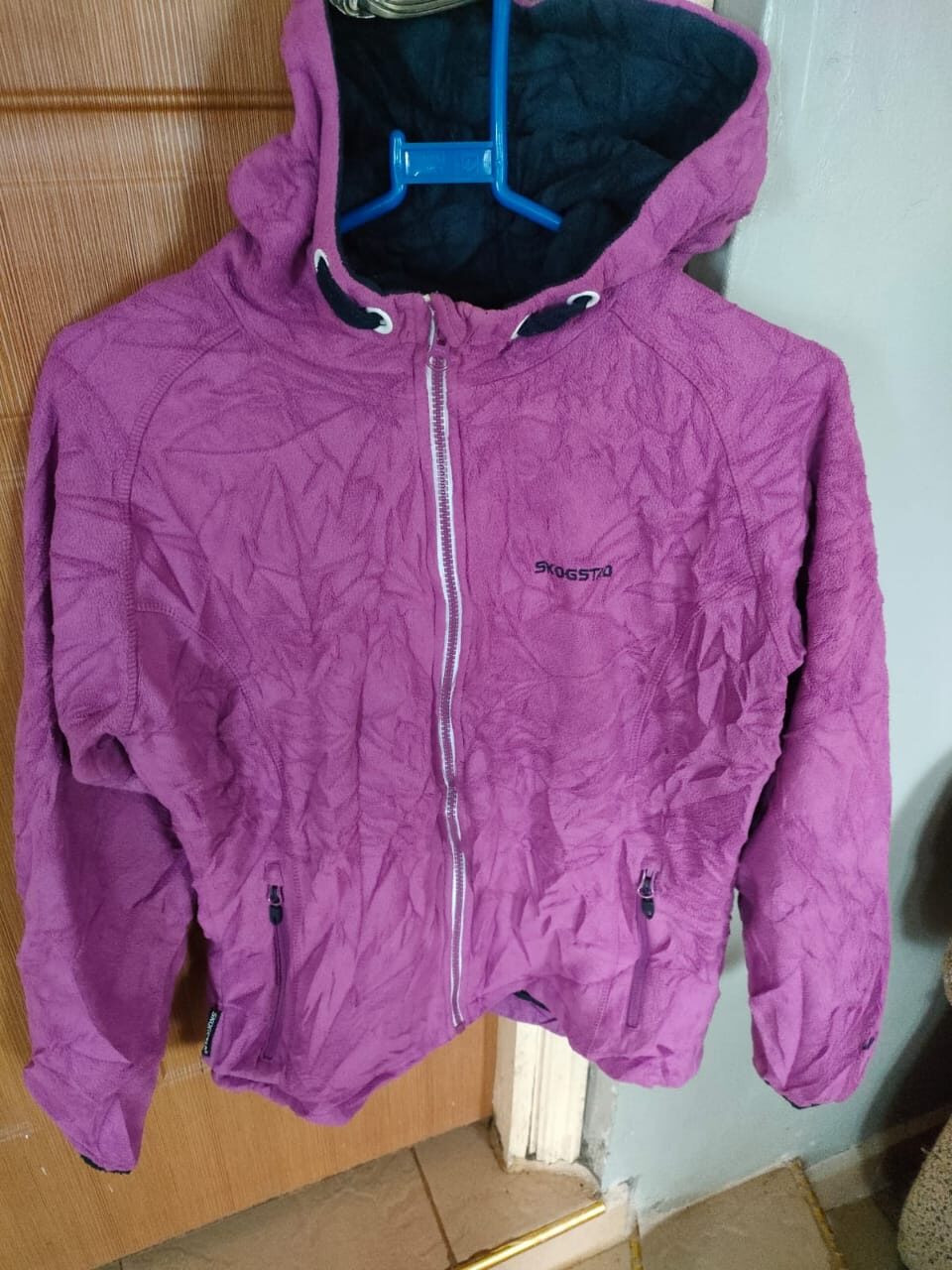 Adult Fleeces A - Image 4