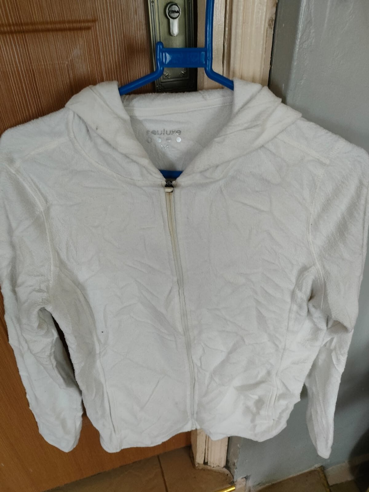 Adult Fleeces A - Image 7
