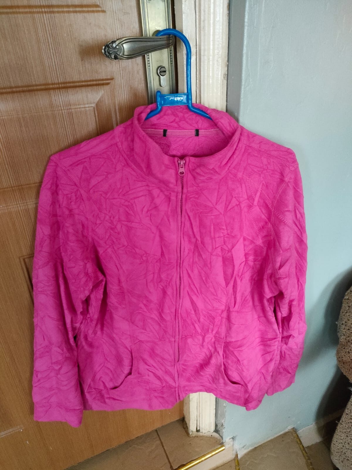 Adult Fleeces A - Image 9
