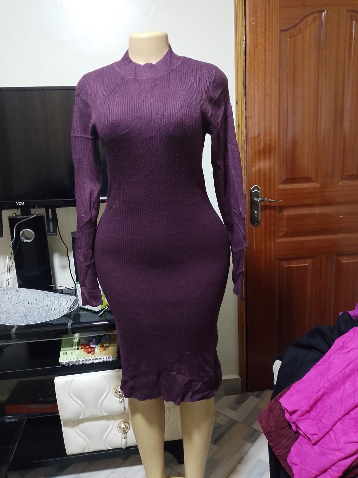 Heavy Dresses (A) - Image 3